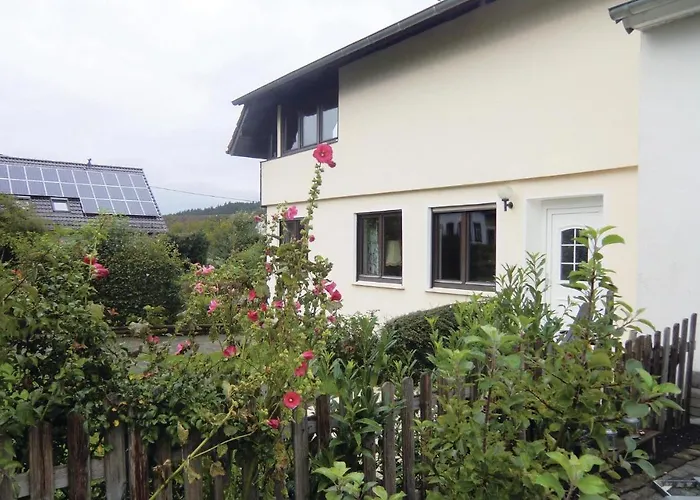 2 Bedroom Cozy In Duppach